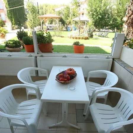 Apartmán Tsitsirikos *