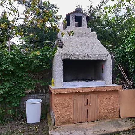 Apartmán Tsitsirikos *