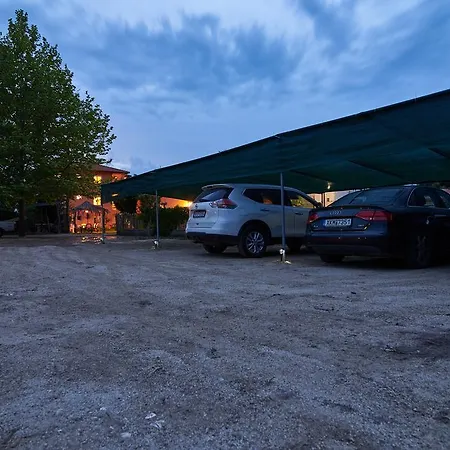 Tsitsirikos Apartmán